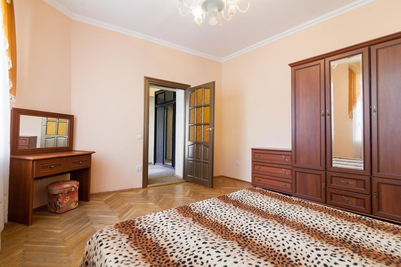 Apartment On Dudayeva 17 Lviv Exterior photo